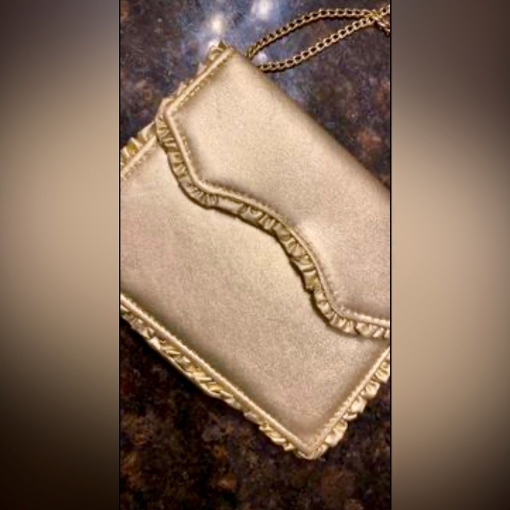 Vintage Star Brand Gold Metallic Ruffle Trim Evening Bag Convertible Clutch